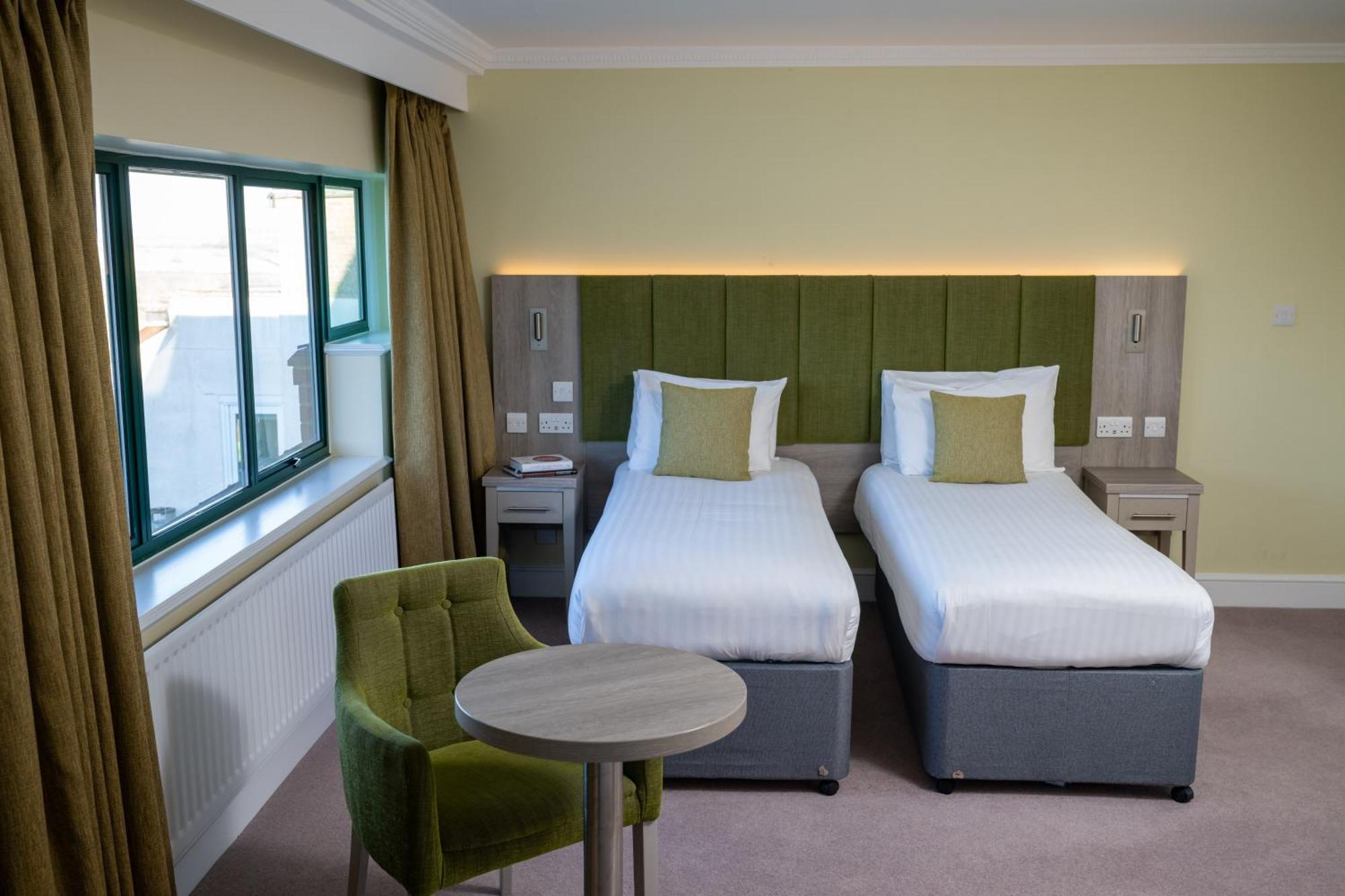 Hellidon Lakes Hotel Давентри Экстерьер фото
